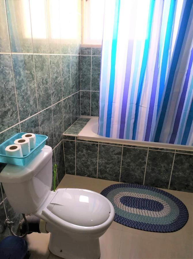 Casa Cabral : Big Apartment Next To The Beach Tarrafal  Esterno foto